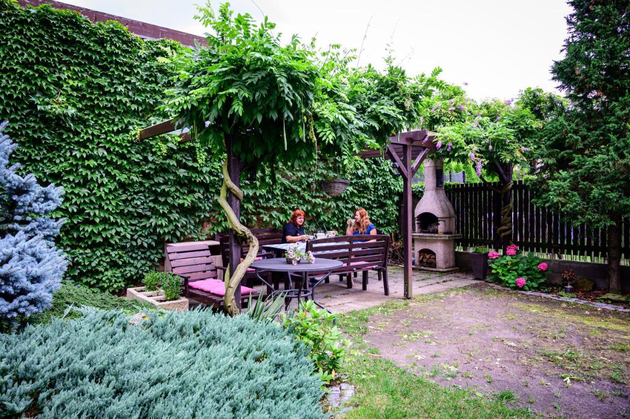 Vila Lumir Poděbrady Екстериор снимка